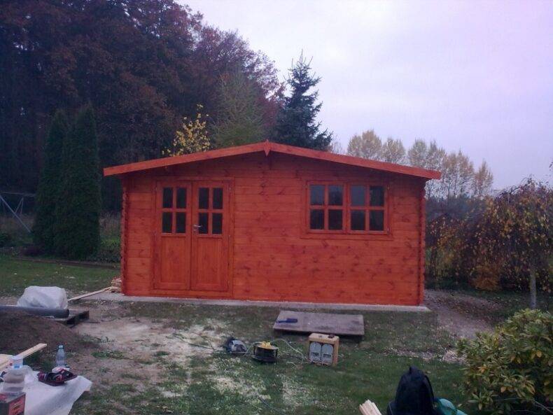 Nátěr chatky